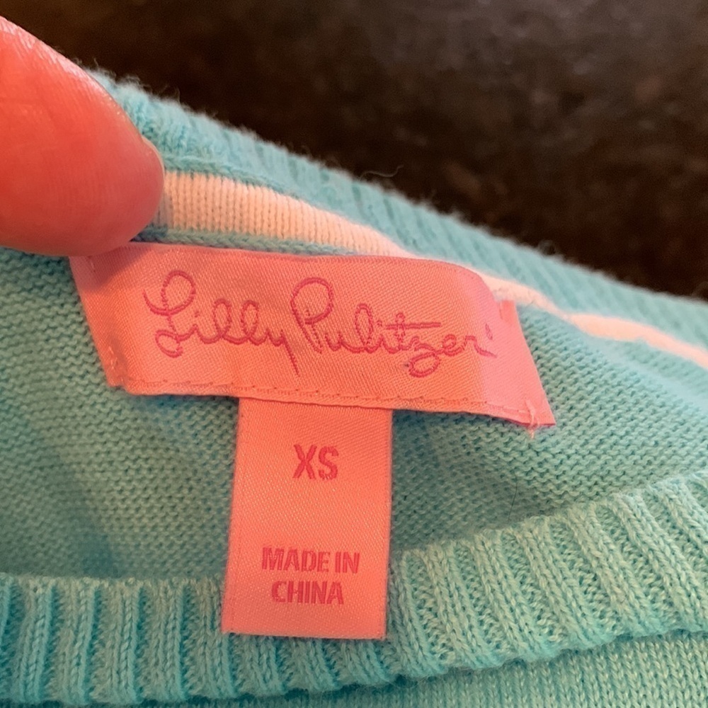 Lilly Pulitzer sweater size XS spring colors Looooong weekend NWOT